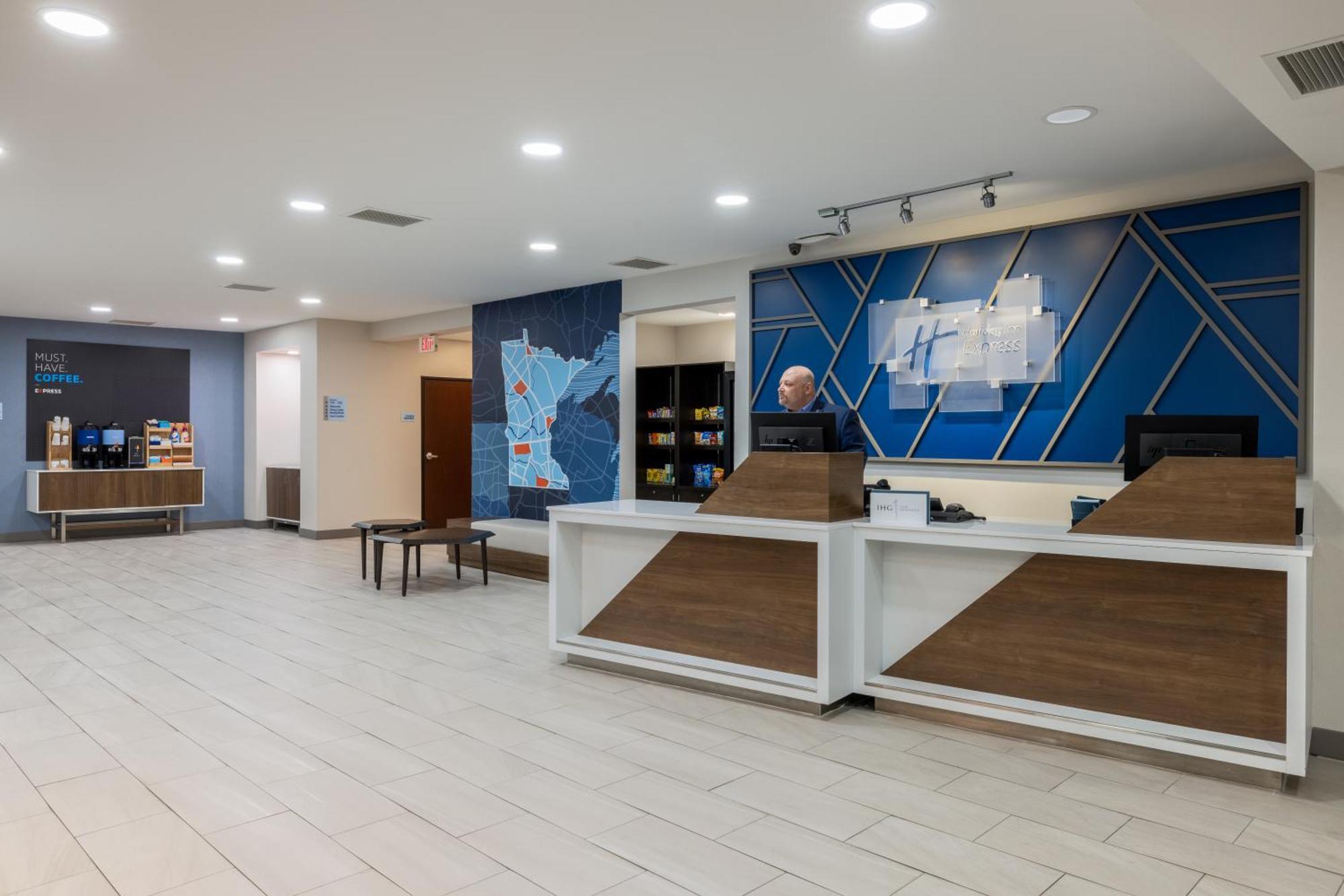 Holiday Inn Express Rochester South - Mayo Area By Ihg Eksteriør billede